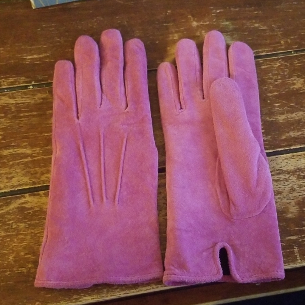 Pink suede gloves